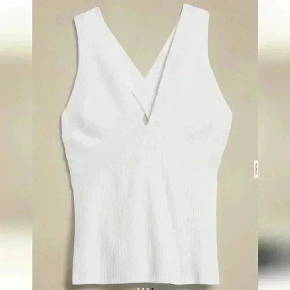 BANANA REPUBLIC CROSS-FRONT TANK - Picture 5 of 8